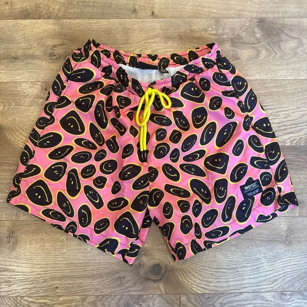 WESC Unisex (L/XL) Pink Marty Trippy Smiley Cotton Shorts NEW Skate Grunge
